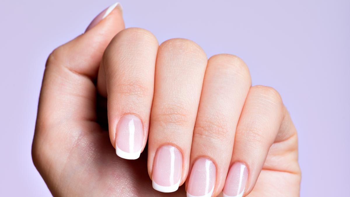 TIPS MANICURA FRANCESA | Cómo hacerte la manicura francesa perfecta en casa