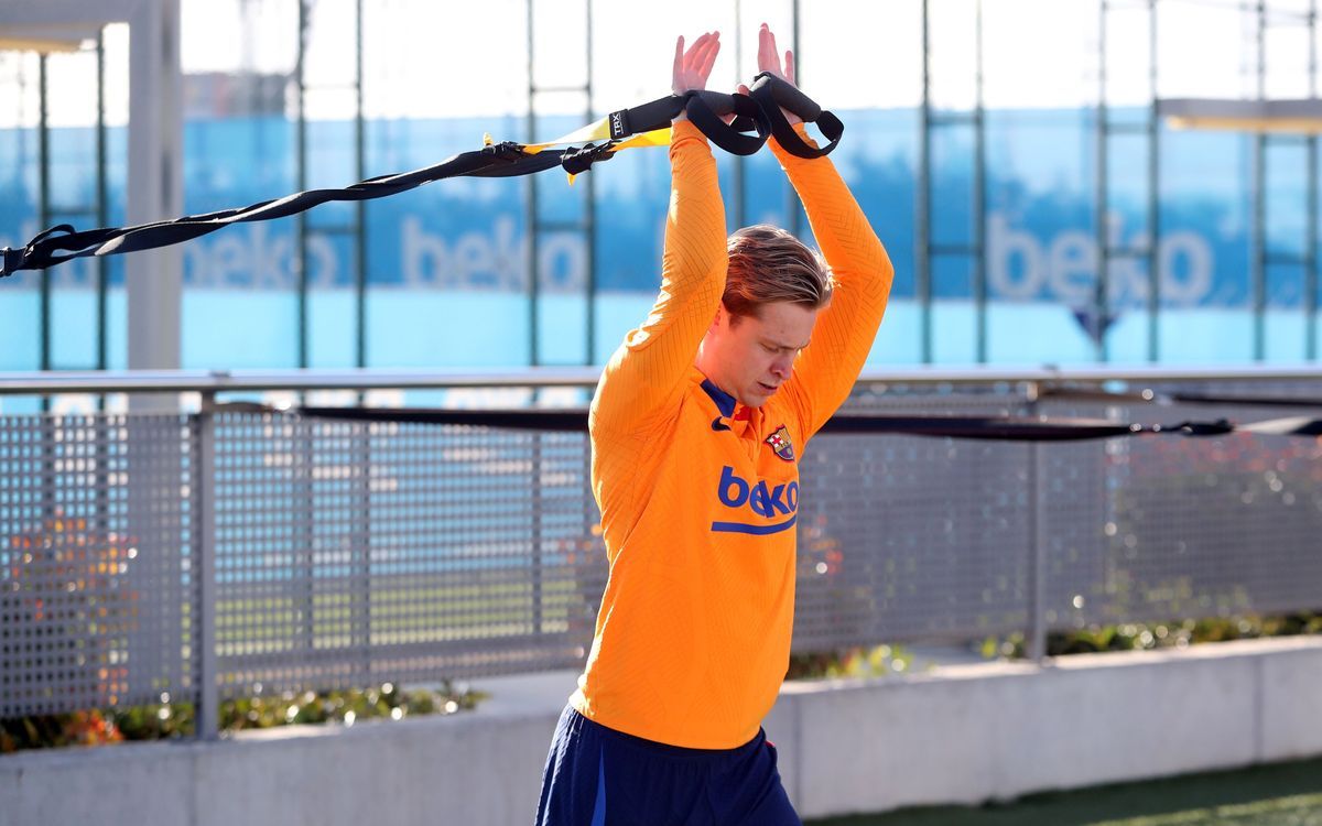 Frenkie de Jong, en el entrenamiento del Barça en la ciudad deportiva de Sant Joan Despí.