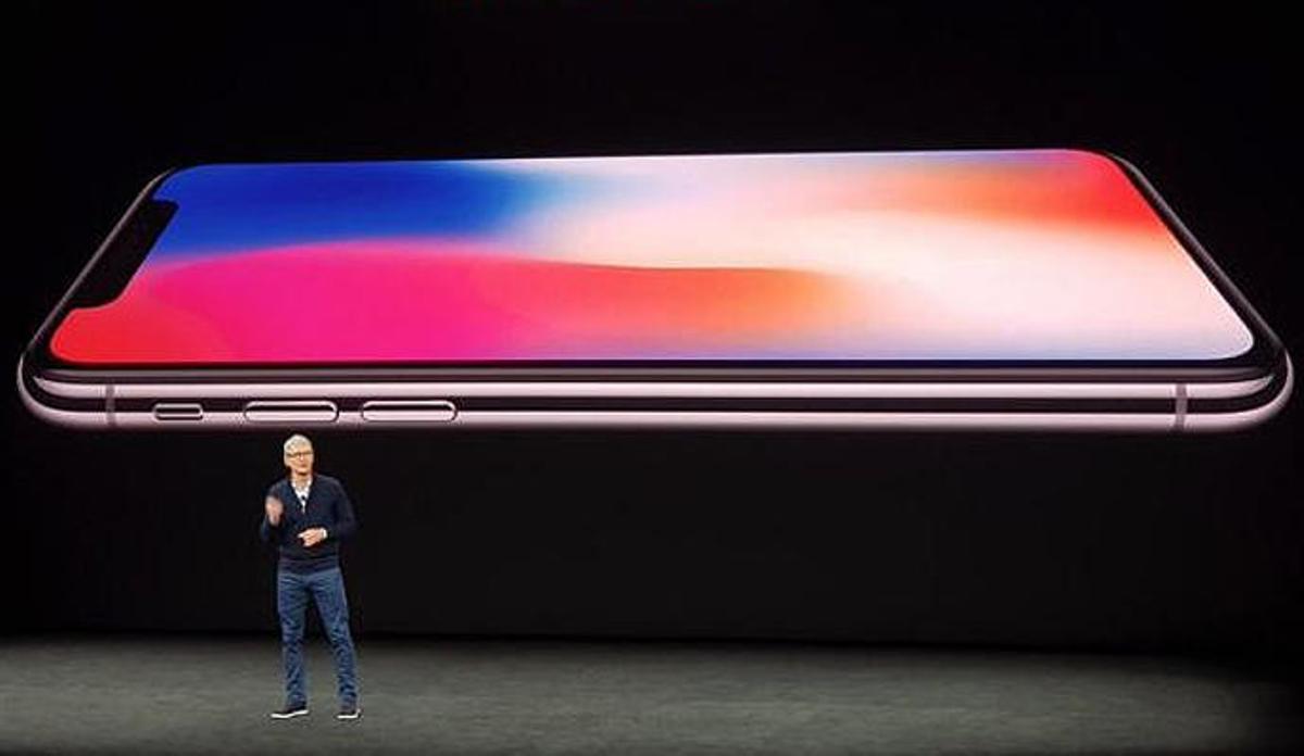 Tim Cook, durante la presentación del iPhone X en 2017.