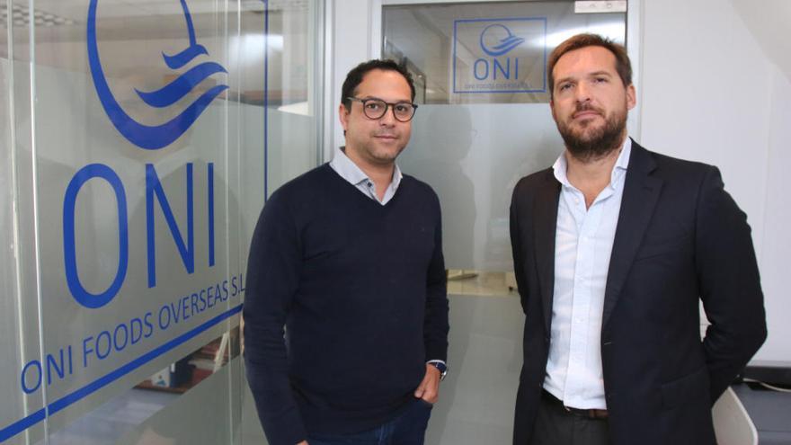 Farouk Hamed y Álvaro Martínez, ayer en la sede de Oni Foods.