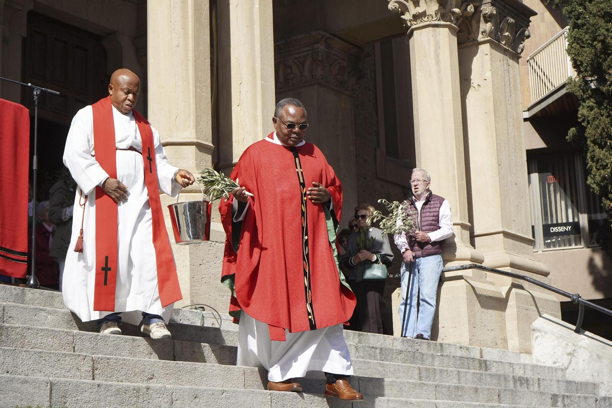 Imatges de la benedicció de Rams a Manresa