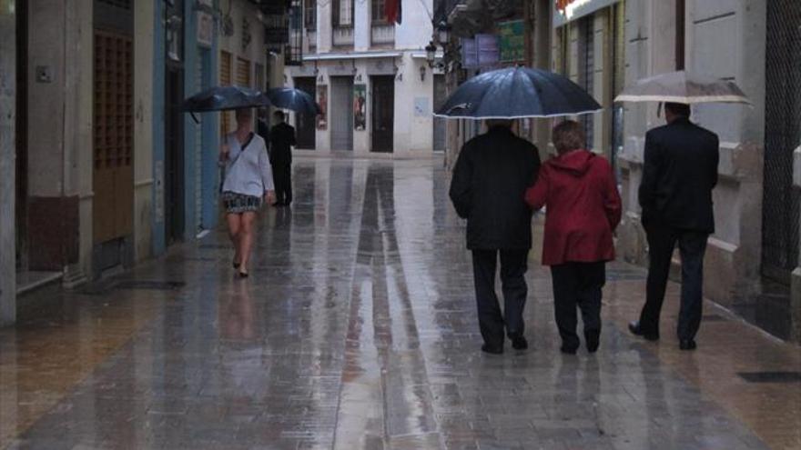 Aviso naranja en Málaga ante la previsión de fuertes lluvias