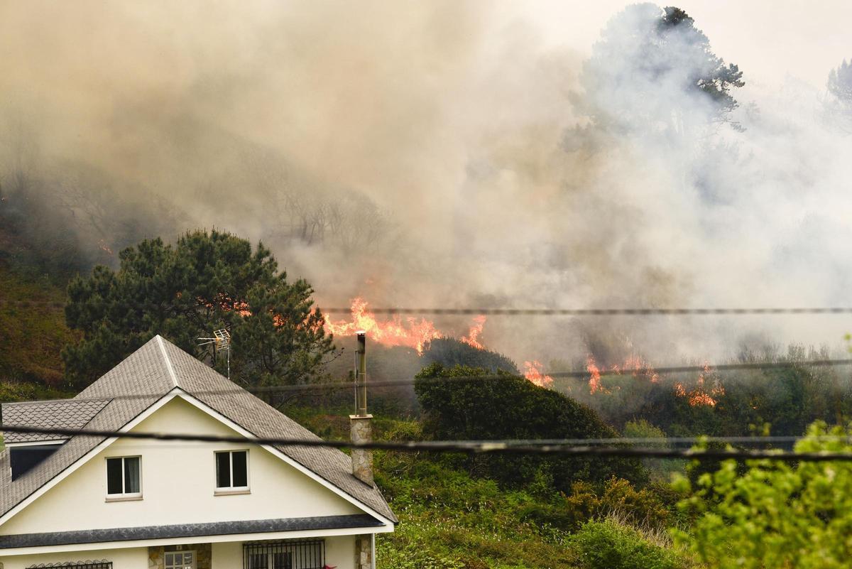 incendio/260406LCO_CASTELEIRO (234005681)