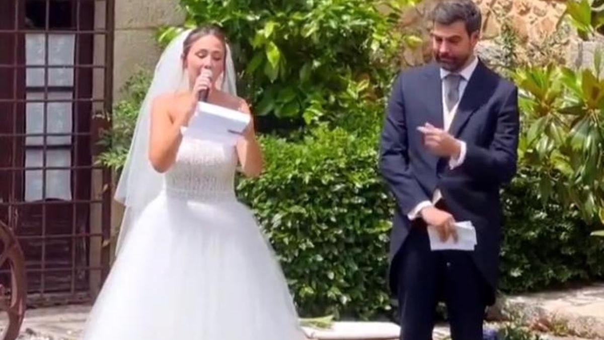 Rigoberta Bandini celebra el seu casament al ritme de ‘Forever crush’