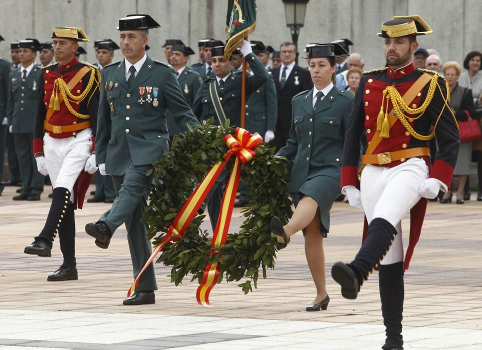 Actos oficiales en el cuartel del Rubín por el día del Pilar