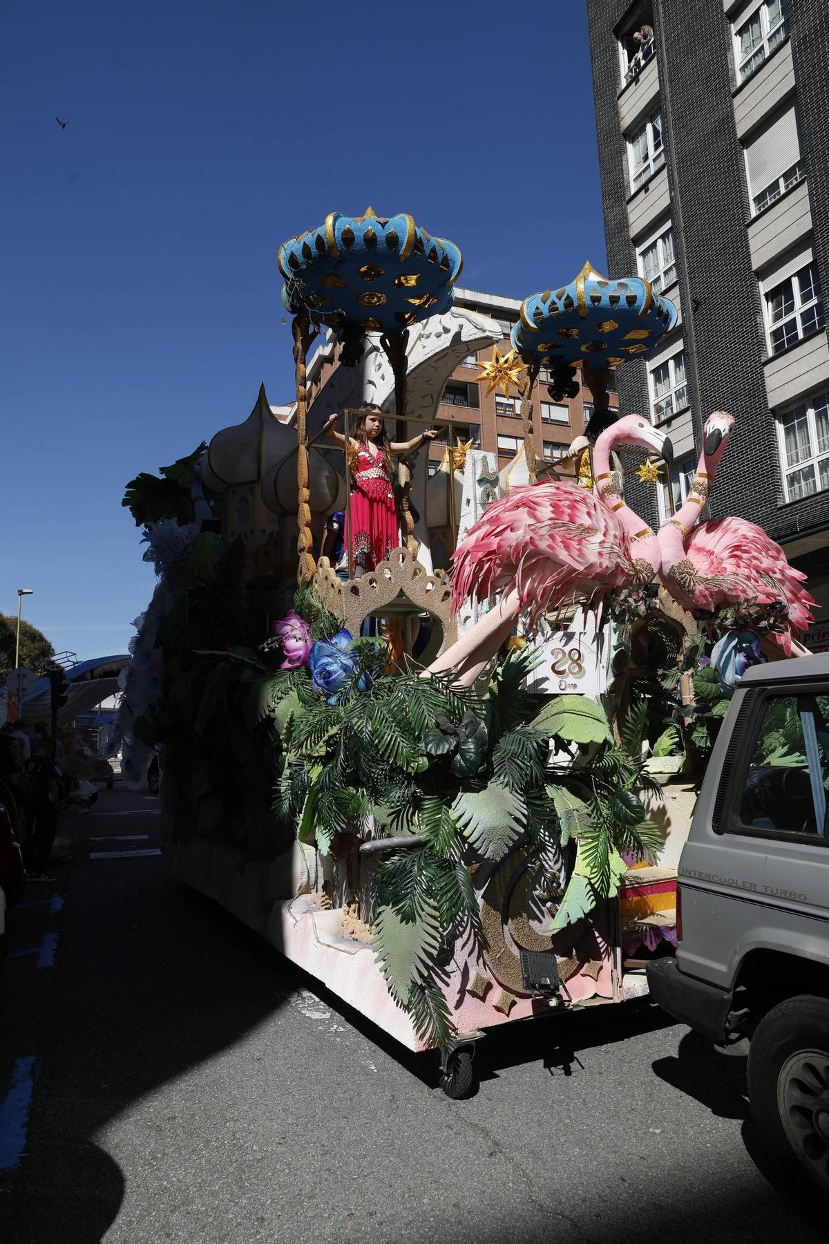 EN IMÁGENES: El desfile de carrozas del lunes de Pascua