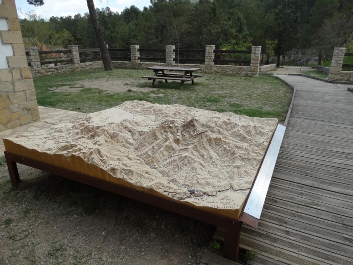 Parque Natural junto al aparcamiento de los Viveros y el Centro de Interpretación (Penyagolosa).