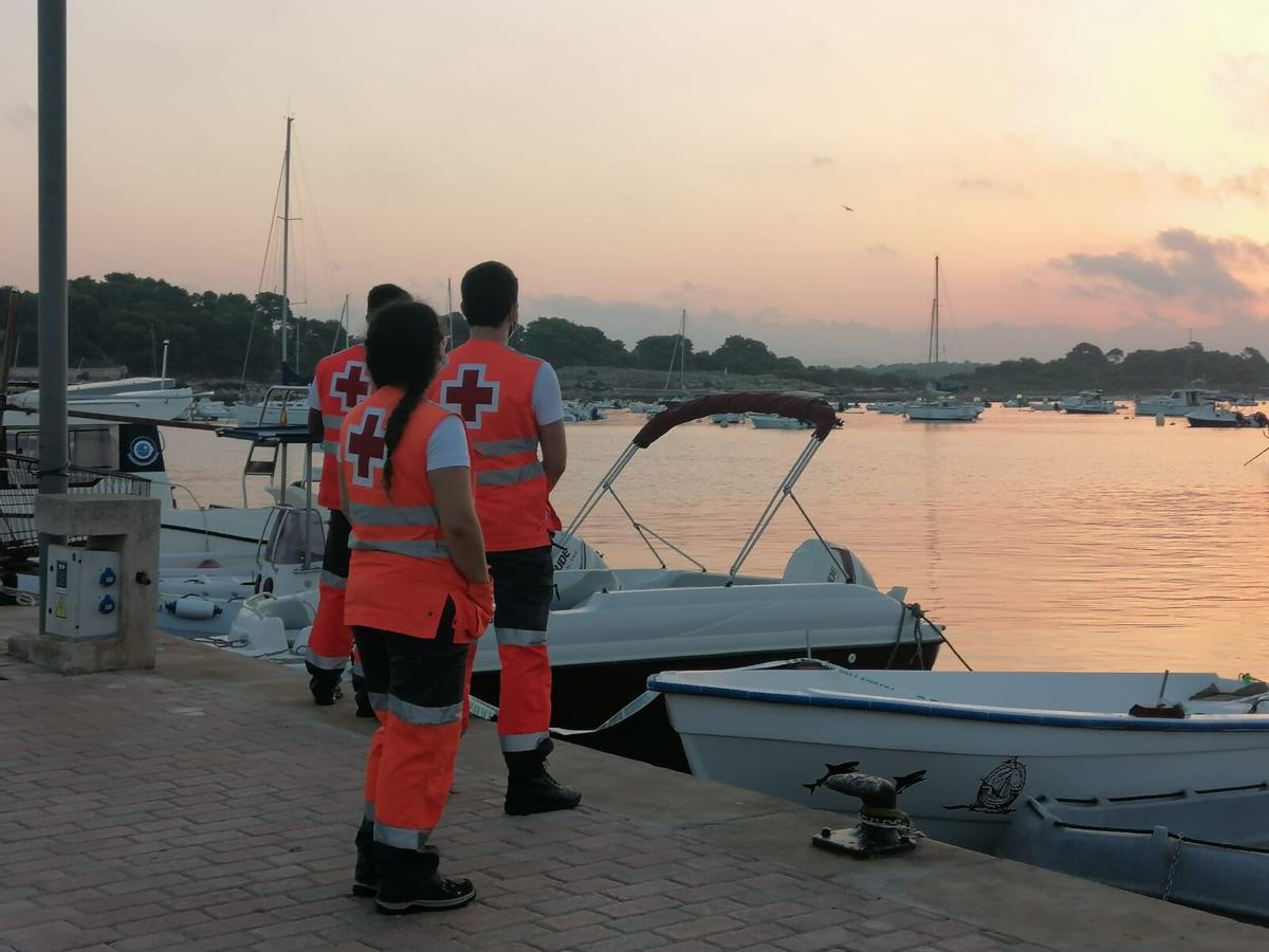 Voluntarios de la Cruz Roja