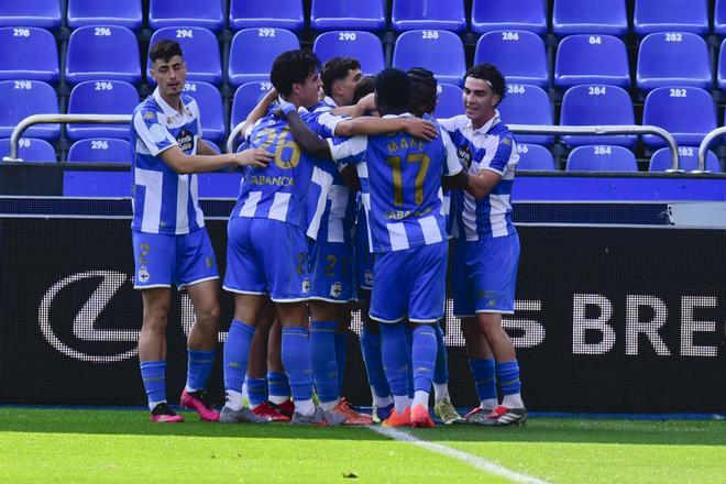 Fabril 3 - 0 UD Ourense: las puertas de bronce se abren para el filial blanquiazul