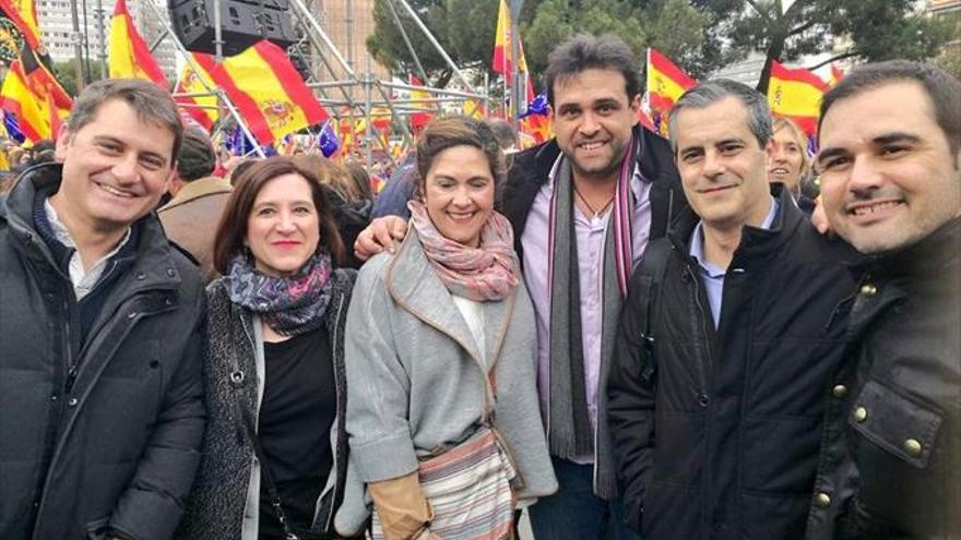 PP y Cs movilizan a más de 700 aragoneses a Madrid