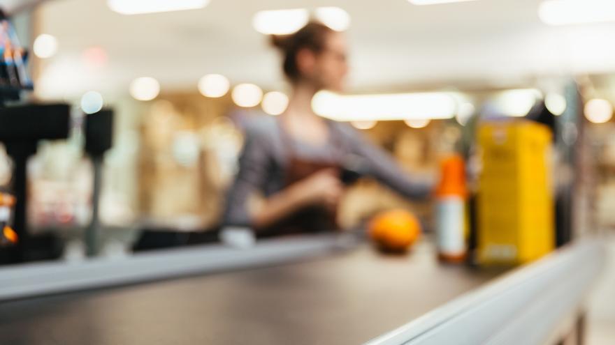 ¿Pueden ayudarnos los supermercados a comer más frutas y verduras?