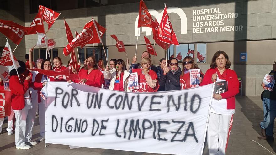 El sector de la limpieza se moviliza por un convenio colectivo &quot;digno&quot;