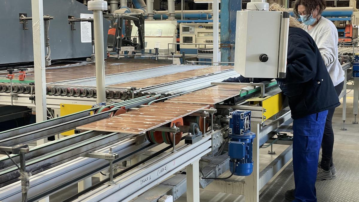 La recuperación de la industria resulta fundamental en el impulso al empleo en la provincia.