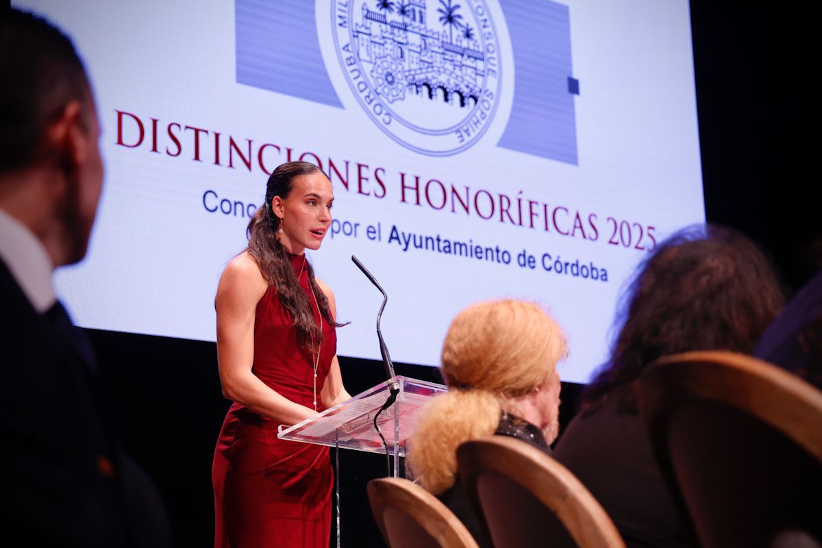 El Ayuntamiento entrega sus Medallas de la Ciudad