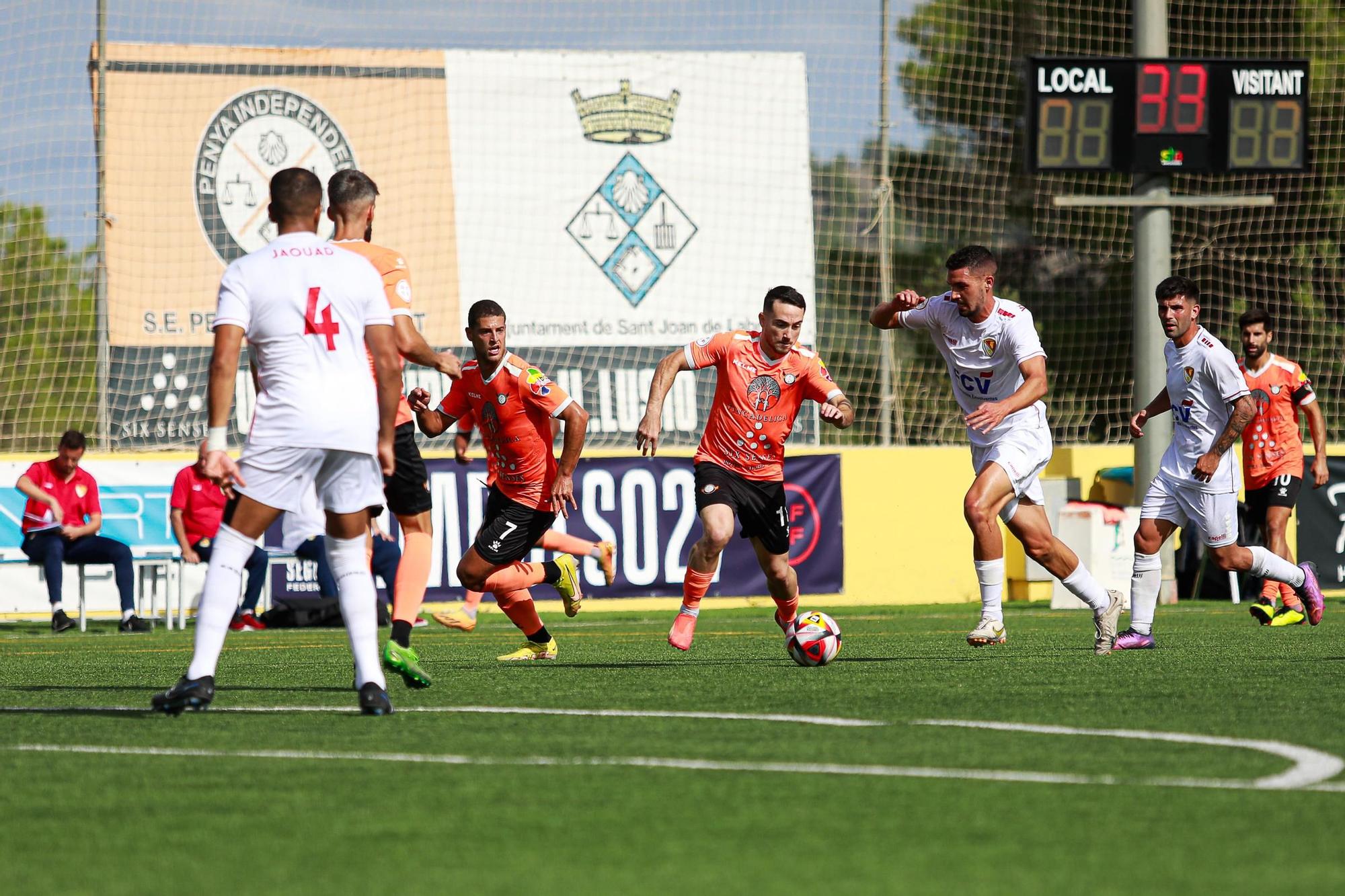 Las fotos del partido entre la Penya Independent y el Terrassa