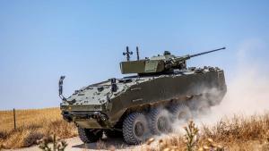 Archivo - Un vehículo blindado 8x8 Dragón desarrollado por el consorcio Tess Defence, controlado por Indra.