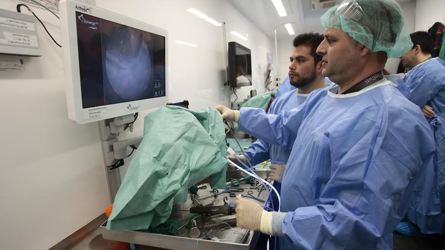 El Chuvi pierde entre 12 y 30 operaciones a la semana con el plante de Cirugía General