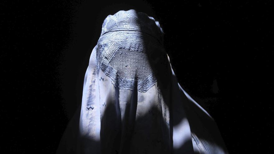 El PP lleva a todos los ayuntamientos de Mallorca y Menorca la prohibición del burka en espacios públicos