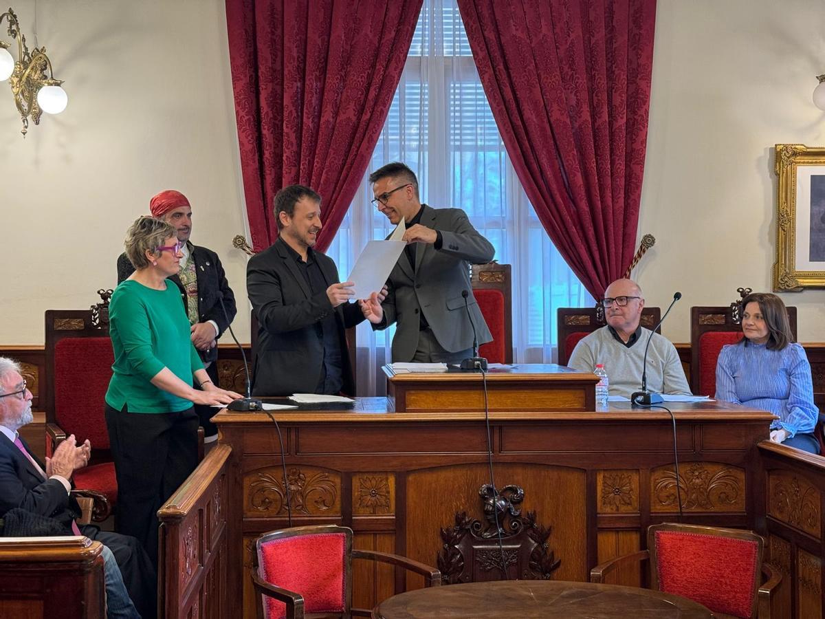 Los mejores momentos de la "Crida" de Sueca y del homenaje póstumo a Carraquer