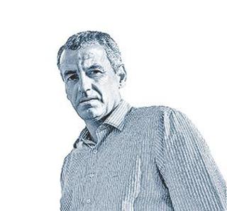 Matías Vallés
