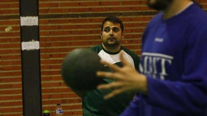 Edu García Valiente, en el entrenamiento de ayer del CB Zamora.