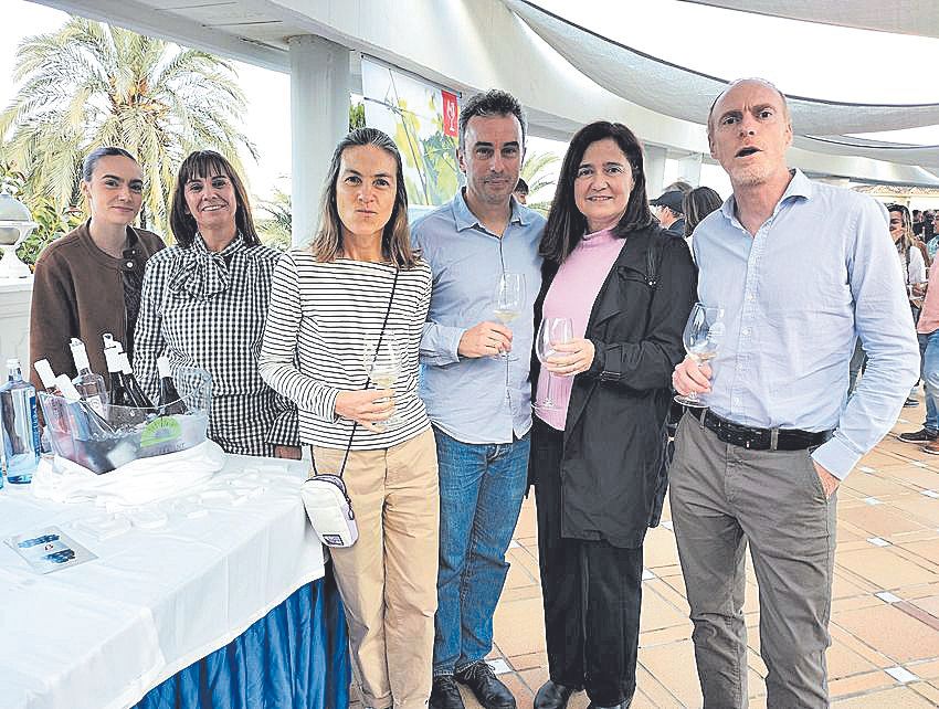 Magdalena Perelló, Margarita Taulare, Yolanda Desco, Margarita y Francisco Grimalt y Alejandro Cortés.