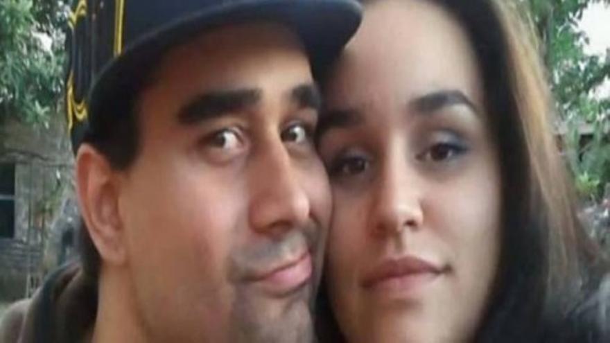 Cuelga en Facebook una foto tras asesinar presuntamente a su mujer