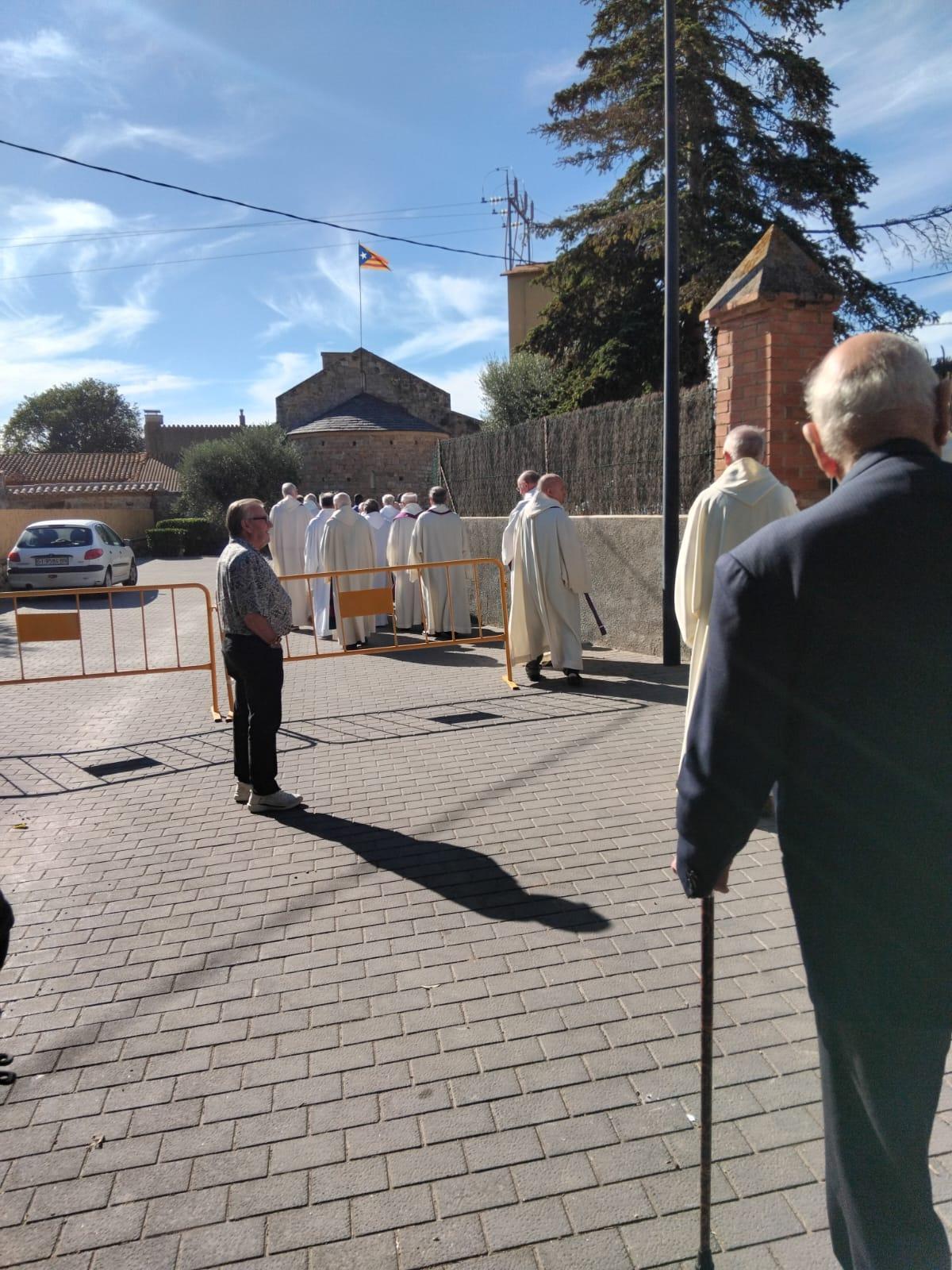 EN IMATGES | Sentit comiat a mossèn Joan Riu i Ferrer, rector emèrit de Roses i Sant Tomàs de Fluvià