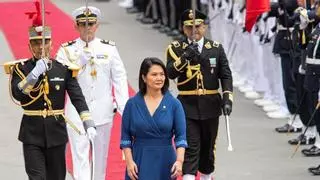 Keiko Fujimori asume la presidencia de Perú 26 años después de que su padre huyera en plena revuelta popular