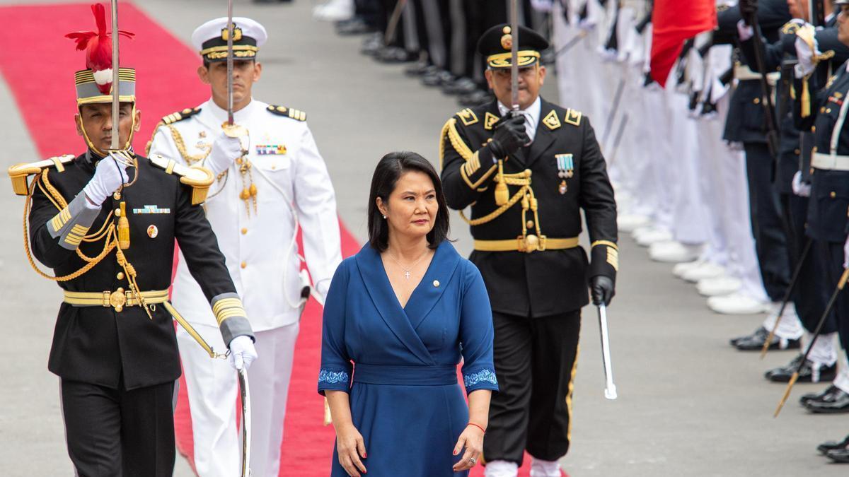 Keiko Fujimori toma posesión como presidenta de Perú