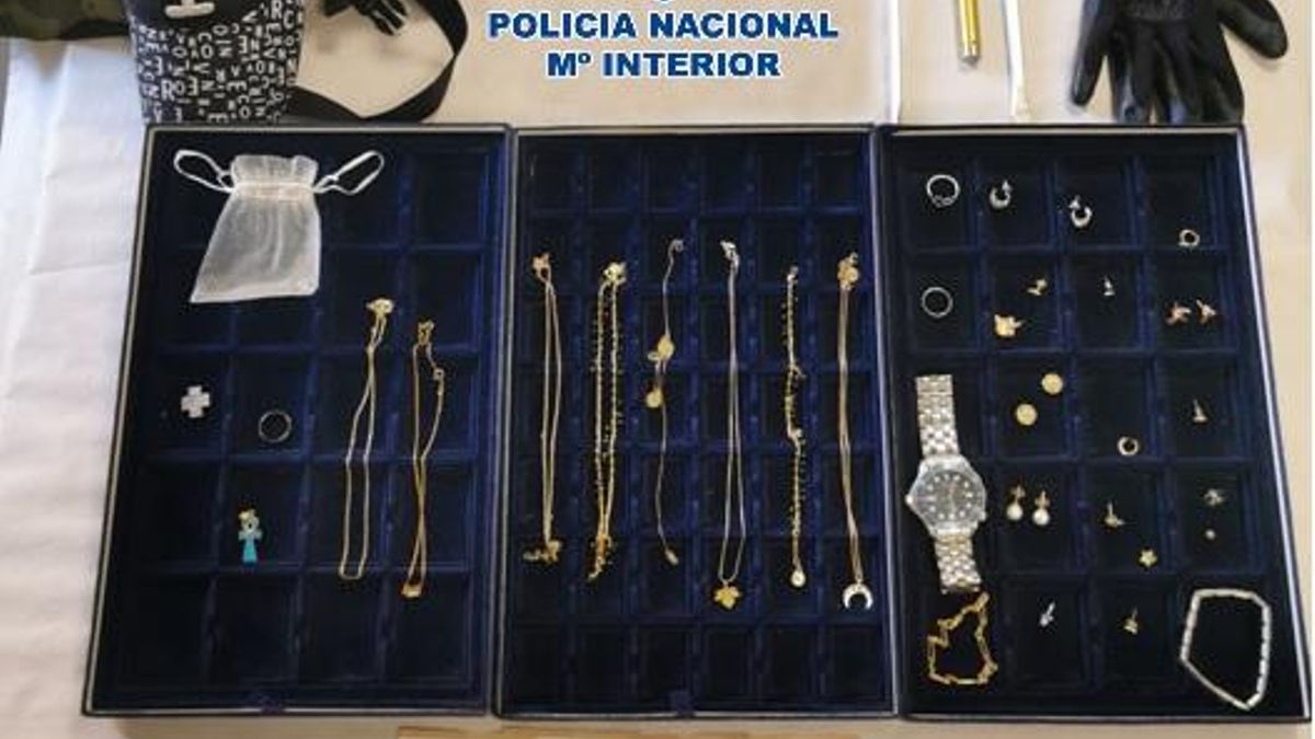 Joyas recuperadas por la Policía Nacional en Córdoba.