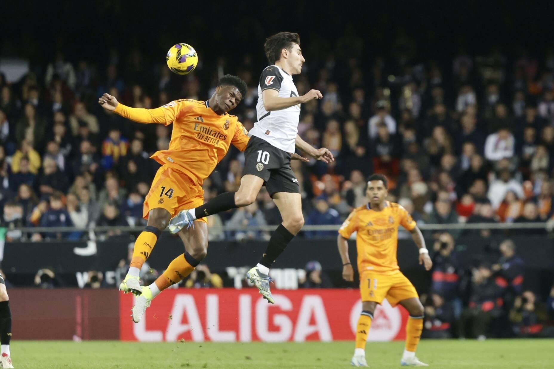 Las mejores fotos del partido entre el Valencia y el Real Madrid