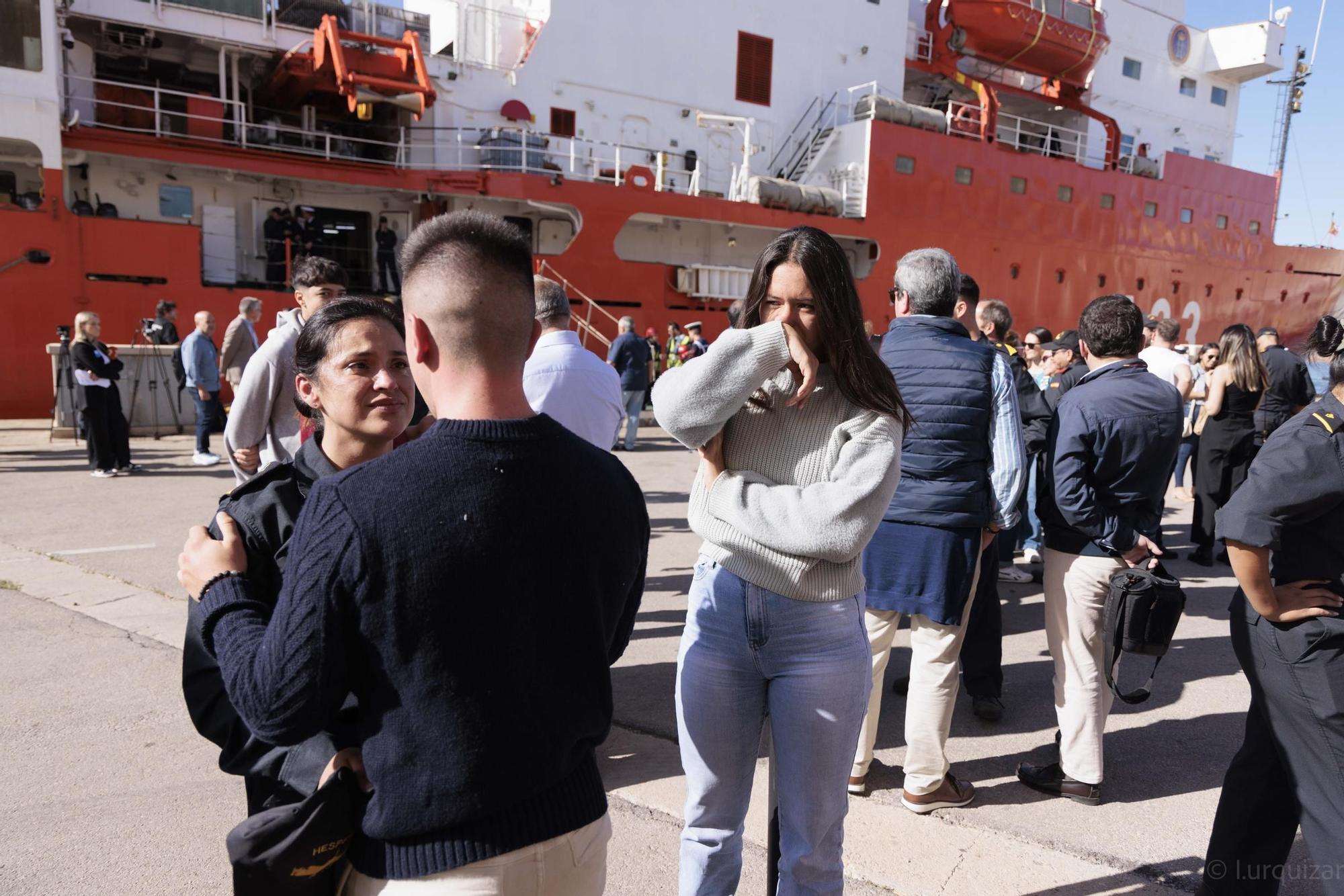 Las imágenes de la despedida del buque Hespérides en Cartagena