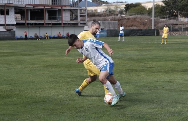 Partido de Tercera entre el CD Tenerife y el Villa Santa Brígida