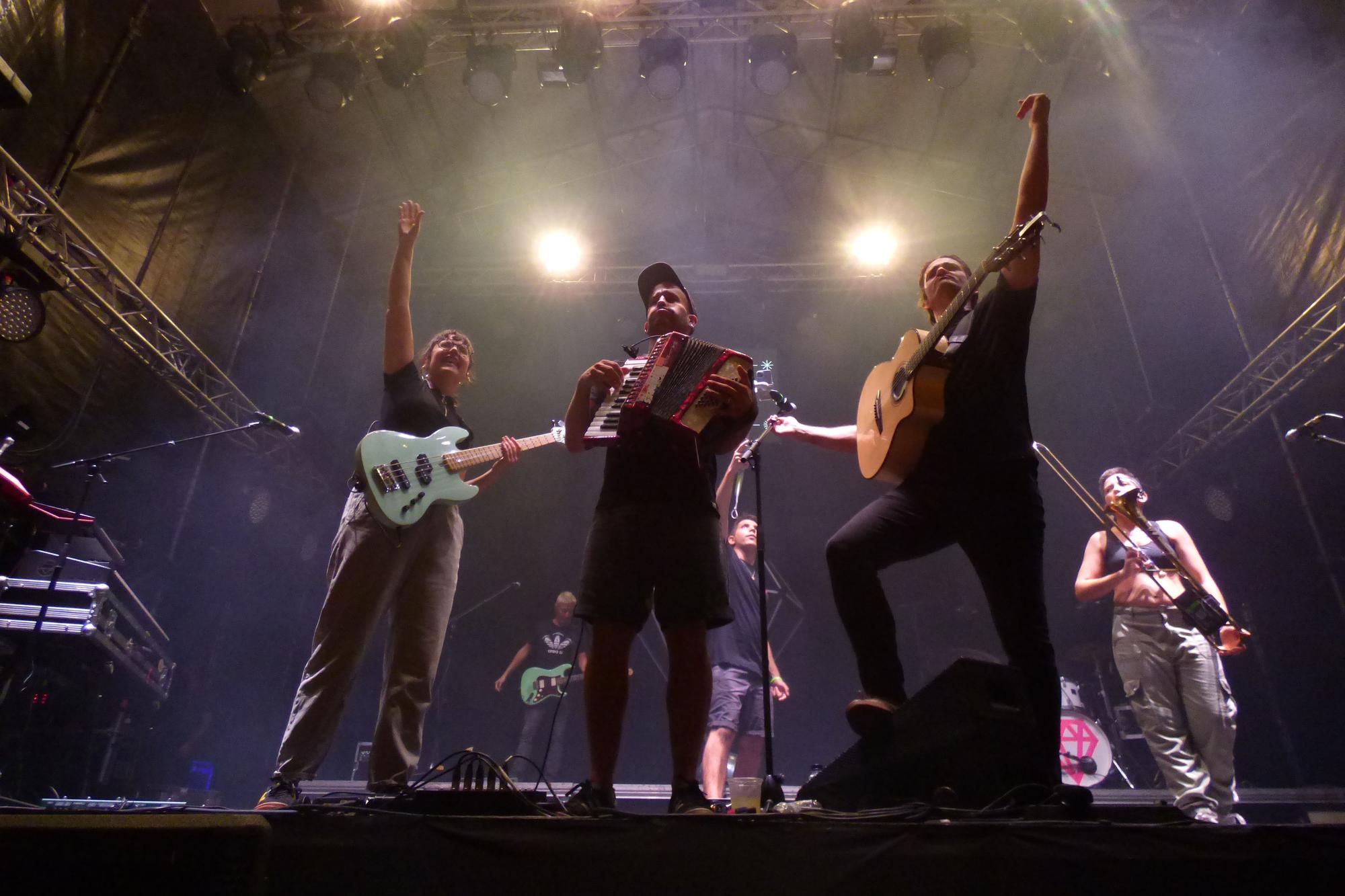 Diversitat musical en els concerts simultanis de la segona nit de l'Acústica