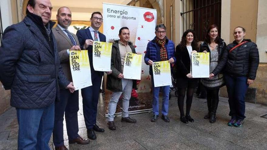 Un momento de la presentación de ayer de la &quot;San Silvestre&quot;.