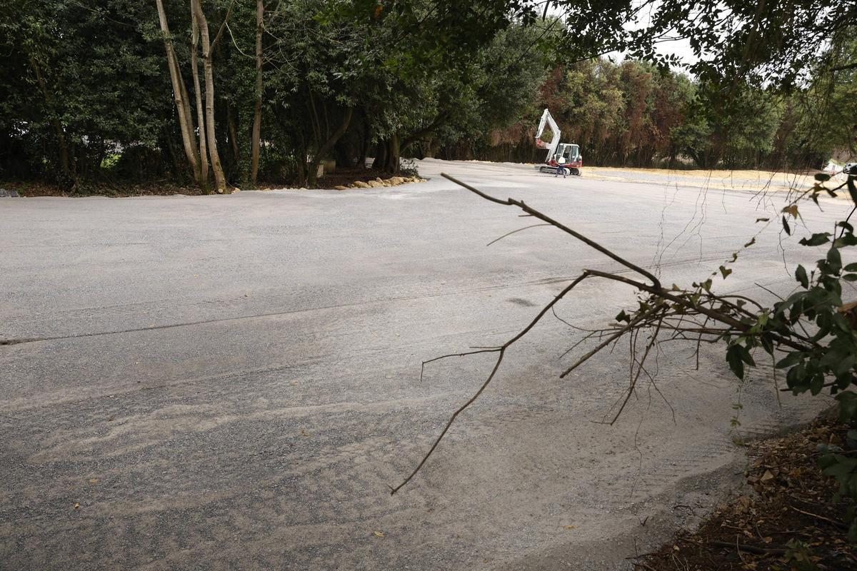 Trabajos de acondicionamiento del parking provisional.