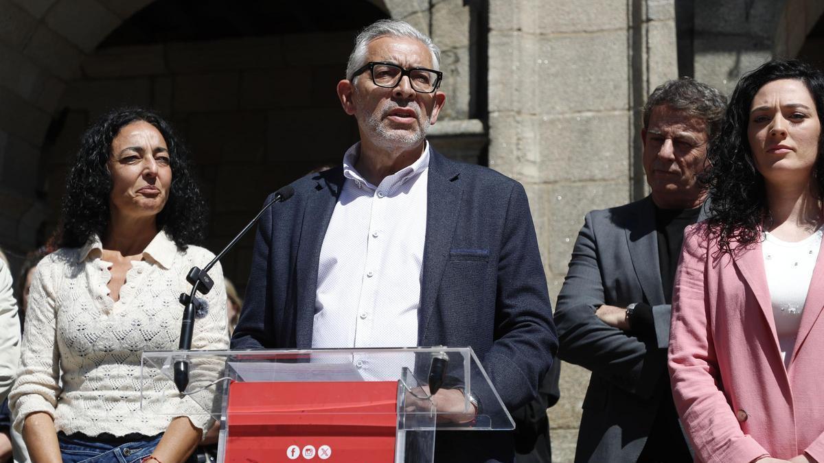 El alcalde socialista de Lugo, Miguel Fernández, este miércoles durante su comparecencia.
