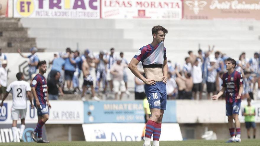 Poblense - Águilas: las imágenes del partido