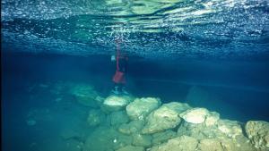 Puente prehistórico en la cueva Genovesa en Mallorca