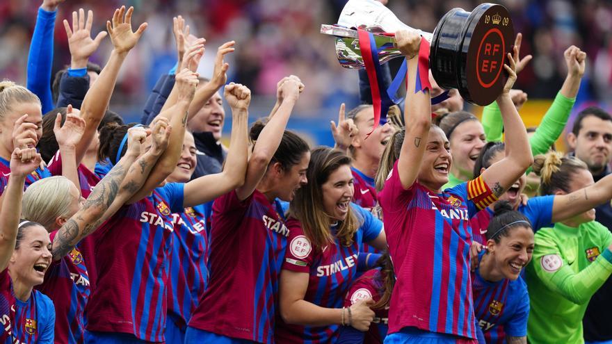 Les millors imatges de la celebració del títol de Lliga del Barça femení