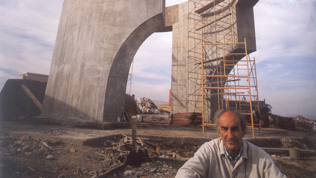 Chillida, ante el 'Elogio del Horizonte' de Gijón