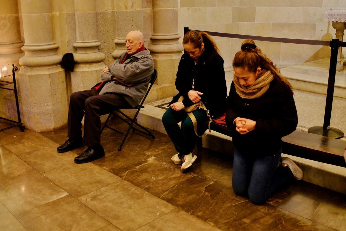 La Caravana de la Bondat de sor Lucía surt cap a Ucraïna en el quart aniversari de la guerra