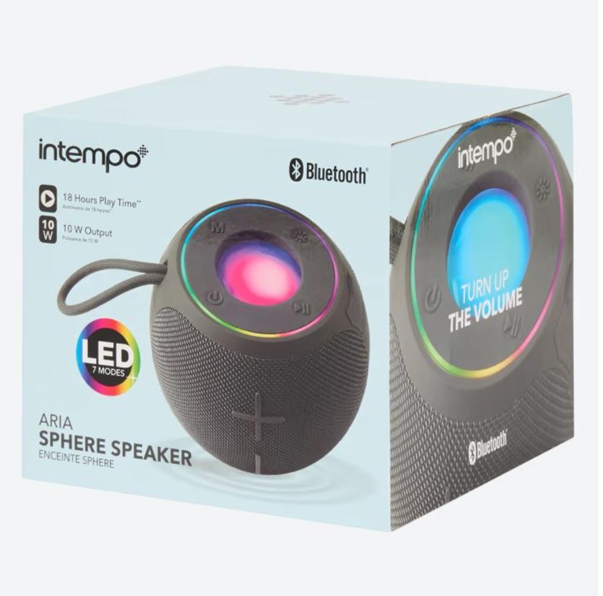 Mañana se esperan colas kilométricas en Action para conseguir el altavoz de playa y pisicna más barato del mercado: por solo 6,99 euros, 7 colores de luces para crear ambiente y batería espectacular