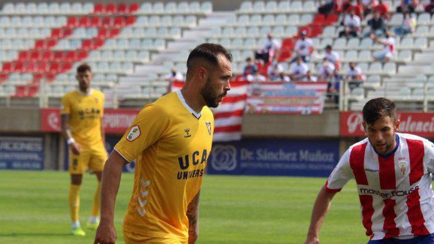 Santi Jara en un partido con el UCAM. | PRENSA UCAM