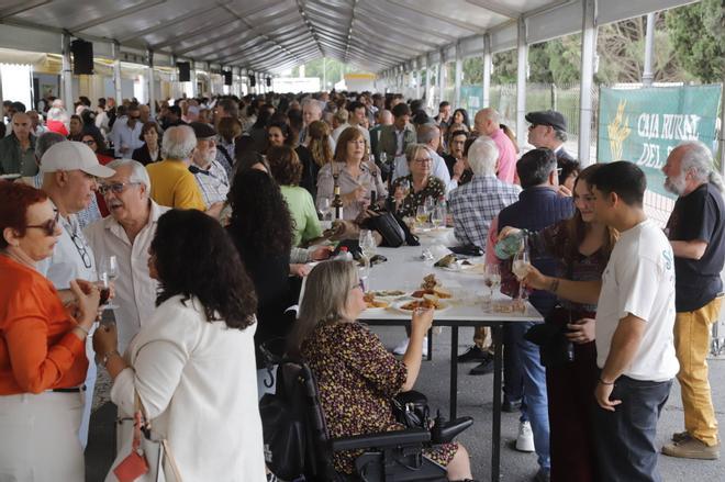 La Cata del Vino toma ritmo en su segundo día entre brindis y reencuentros