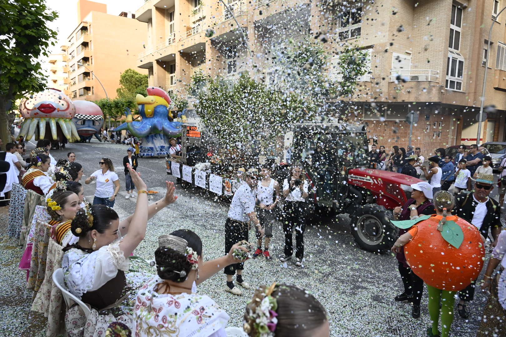 La cabalgata de Sant Pasqual en Vila-real, en imágenes