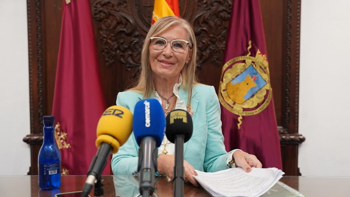 Carmen Menduiña, portavoz de Vox en el Ayuntamiento de Lorca.
