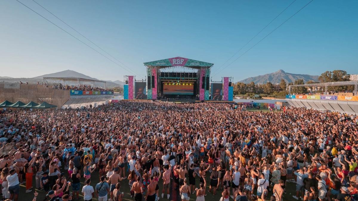 28.000 personas se dieron cita en la única fecha en Andalucía del Reggaeton Beach Festival