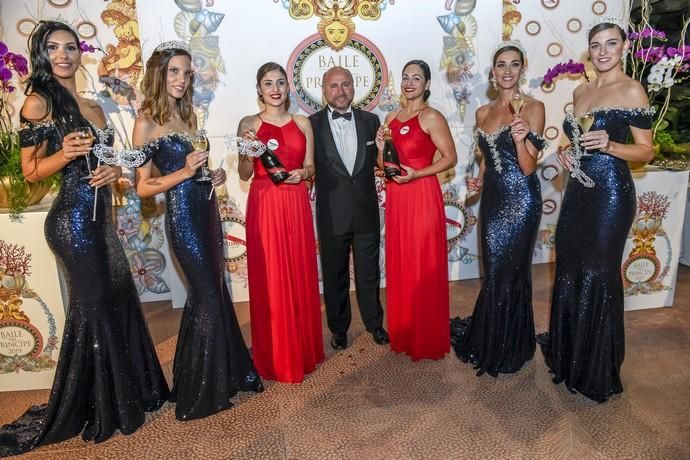 LAS PALMAS DE GRAN CANARIA  26-01-2019  LAS PALMAS DE GRAN CANARIA. Acto de recepciön del  Baile del Príncipe organizado por Fernando Mendez.  FOTOS: JUAN CASTRO